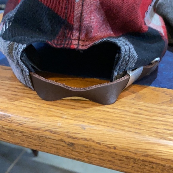 EDDIE BAUER ADJUSTABLE HAT - Picture 3 of 4